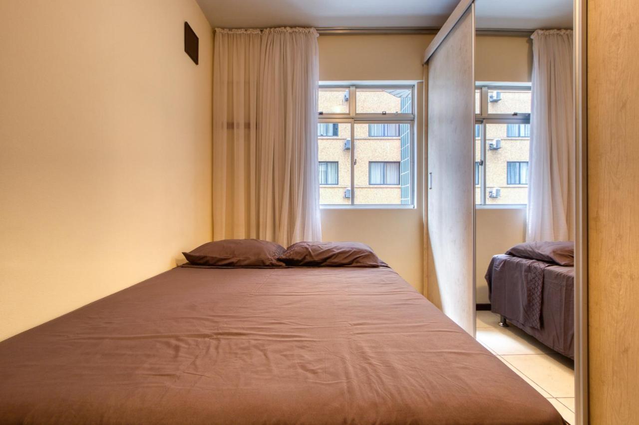 Ótimo apartamento no Centro mobiliado e com garagem Curitiba Exterior foto